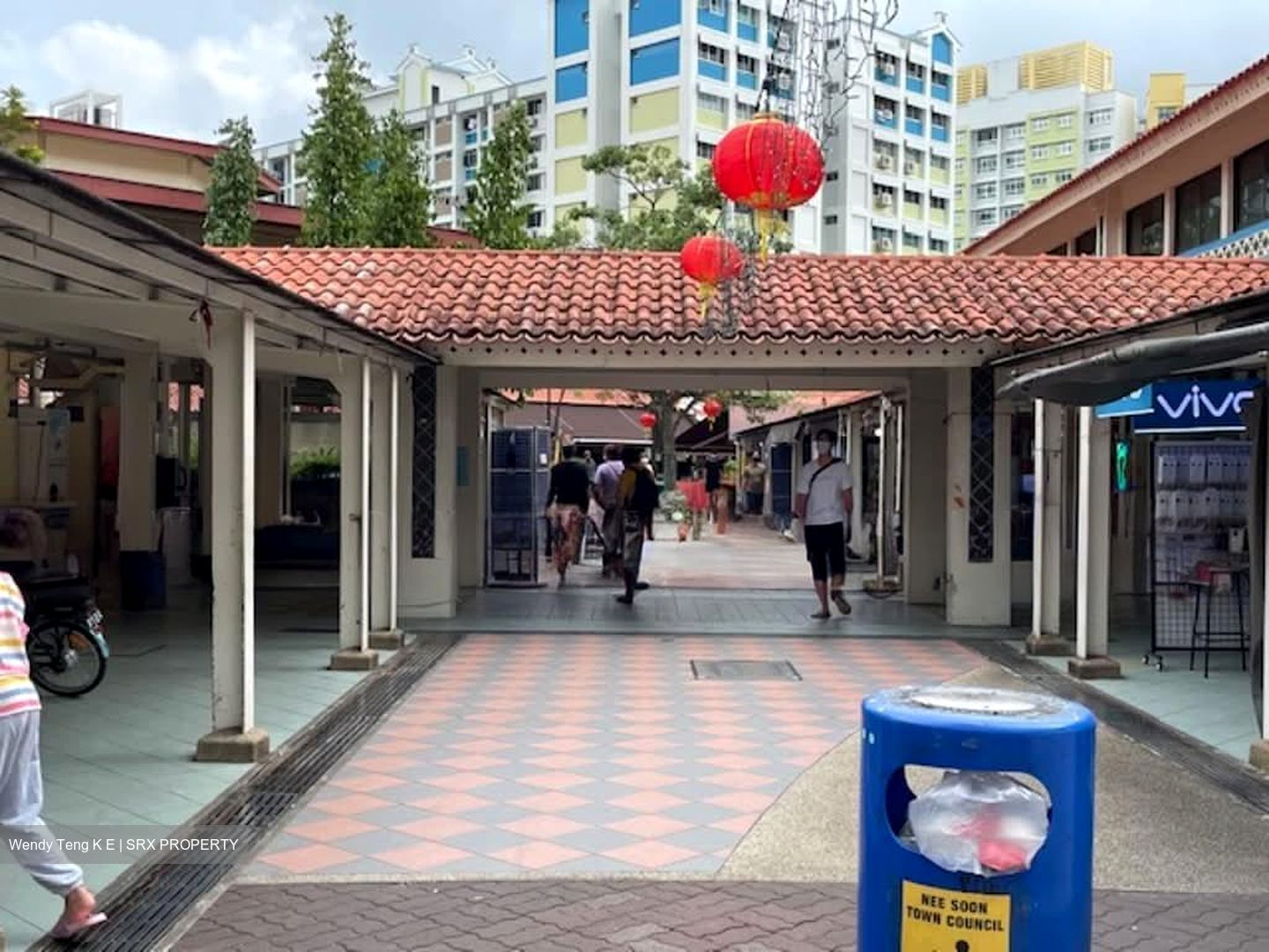 Yishun Ring Road (D27), Retail #561529191